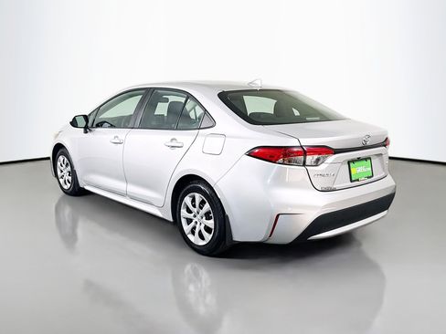 Used 2022 Toyota Corolla LE image 7