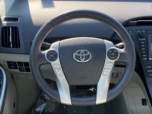 Used 2010 Toyota Prius Five FWD image 11