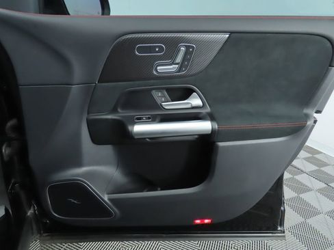 Certified 2025 Mercedes-Benz GLA 250 image 25