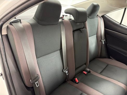 Used 2019 Toyota Corolla LE image 22