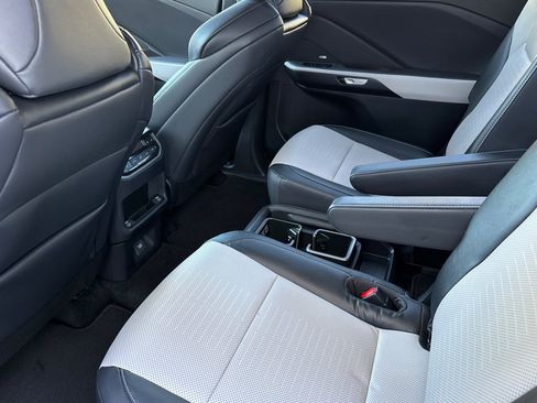 Certified 2025 Lexus TX 500h AWD w/ Technology Package image 22