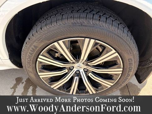 Used 2022 Volvo XC90 T6 Inscription image 7