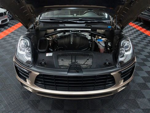 Used 2017 Porsche Macan AWD/4WD image 49