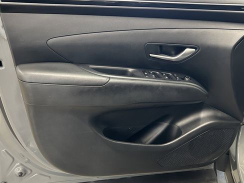 Used 2022 Hyundai Santa Cruz SEL Premium image 11