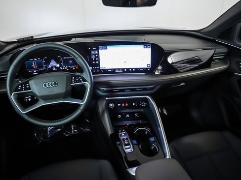 New 2025 Audi Q5 Premium Plus image 16