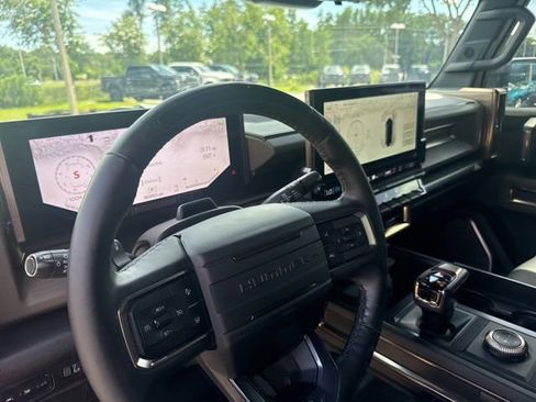 Used 2024 GMC Hummer EV 3X w/ Extreme Off-Road Package AWD/4WD image 14