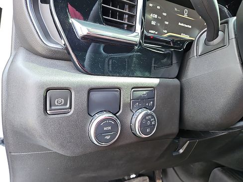 Used 2024 GMC Sierra 1500 Elevation w/ LPO, Elevation Black Package RWD image 19