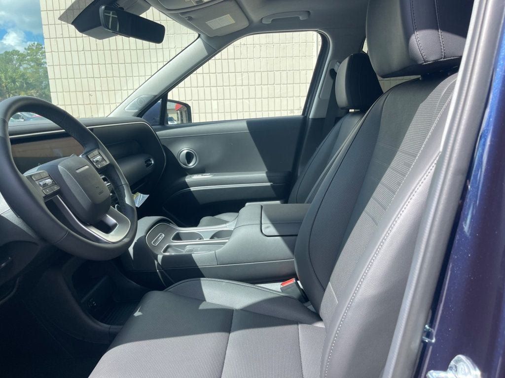 Used 2026 Hyundai Palisade Limited AWD/4WD image 12