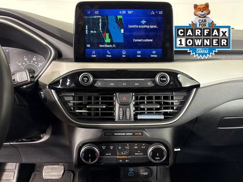 Used 2022 Ford Escape SE w/ SE Sport Appearance Package FWD image 31