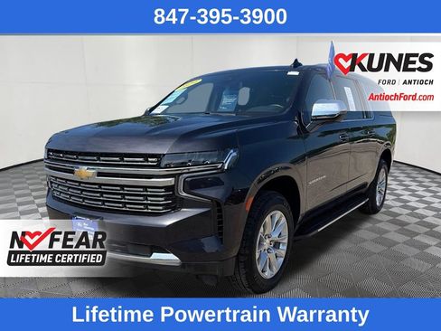 Used 2024 Chevrolet Suburban Premier AWD/4WD image 3