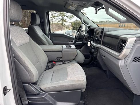 Used 2025 Ford F250 XLT image 13