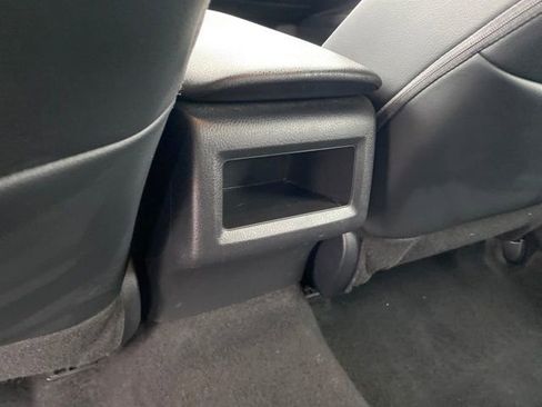 Used 2023 Toyota Camry SE image 17