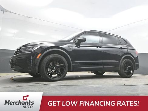 Used 2023 Volkswagen Tiguan SE R-Line AWD/4WD image 31