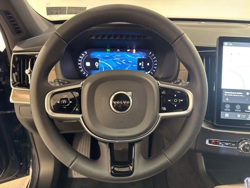 New 2026 Volvo XC90 B6 Plus w/ Protection Package Premier image 11