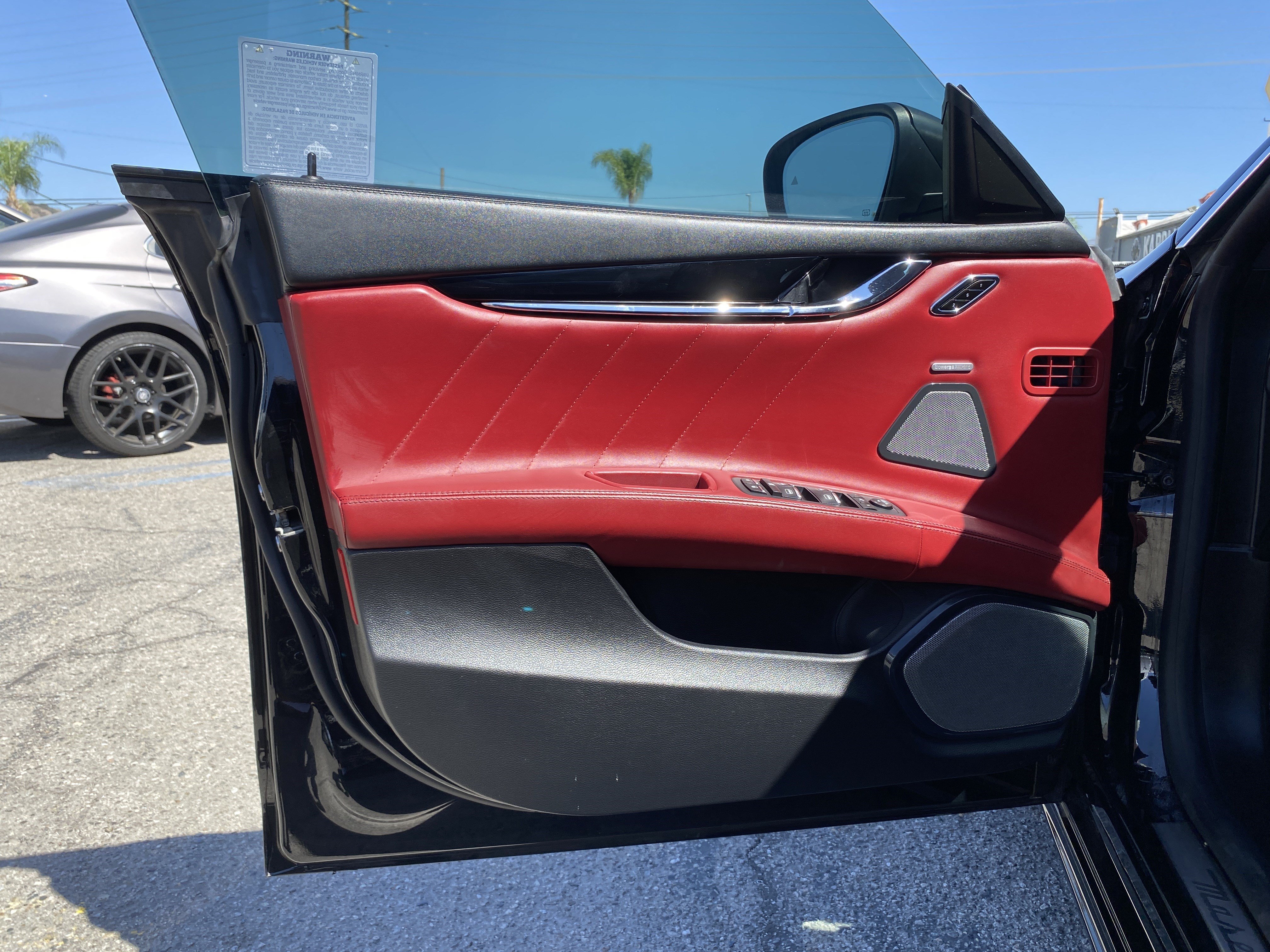 Used 2019 Maserati Ghibli GranSport RWD image 15