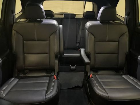 Used 2024 GMC Acadia Elevation w/ Luxury Package AWD/4WD image 22