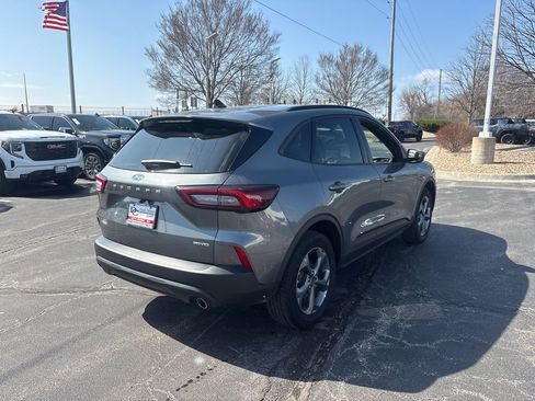 Used 2025 Ford Escape ST-Line Select image 6