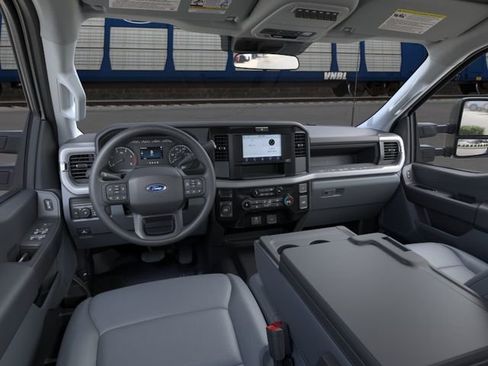 New 2026 Ford F250 XL AWD/4WD image 9