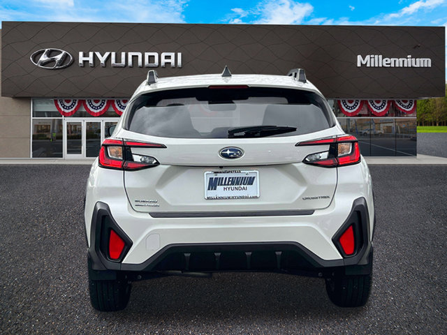 Used 2024 Subaru Crosstrek 2.0i Premium AWD/4WD image 6
