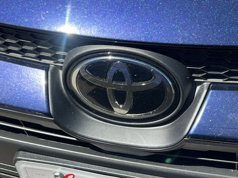 Used 2026 Toyota Corolla LE FWD image 13