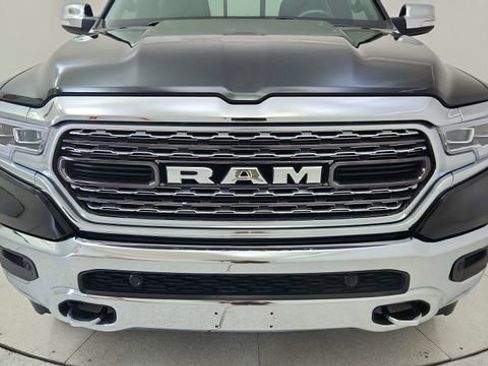 Used 2020 RAM 1500 Limited w/ Off Road Group image 8