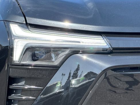 Used 2024 Chevrolet Blazer EV LT AWD/4WD image 42