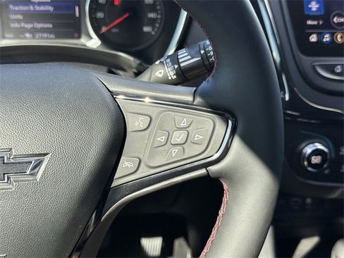 Used 2023 Chevrolet Equinox RS w/ RS Leather Package image 29