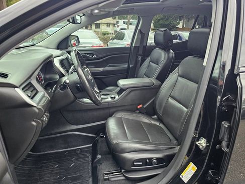 Used 2019 GMC Acadia SLT w/ Black Edition image 21