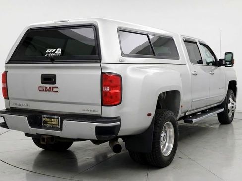 Used 2019 GMC Sierra 3500 Denali AWD/4WD image 2