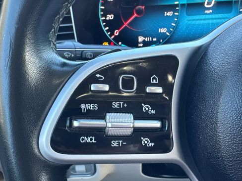 Used 2021 Mercedes-Benz GLE 350 4MATIC image 17