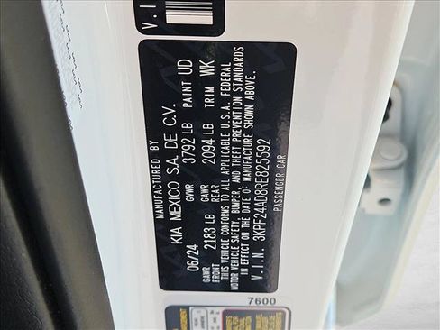 Used 2024 Kia Forte LX FWD image 23