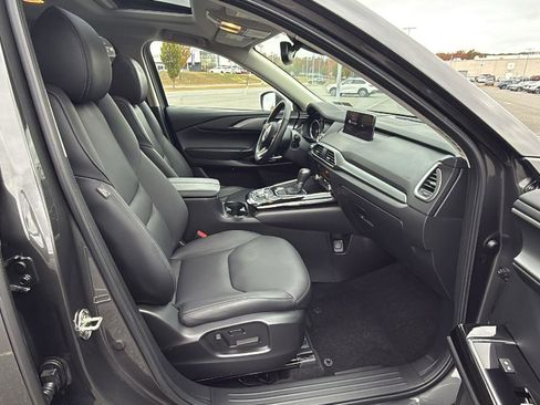 Used 2023 MAZDA CX-9 Touring image 18