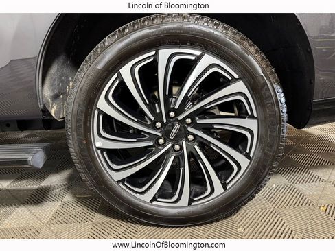 Used 2025 Lincoln Navigator Black Label AWD/4WD image 40