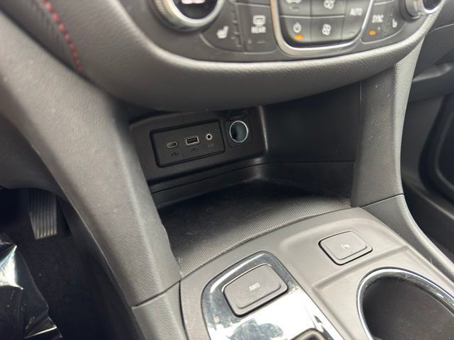 Certified 2024 Chevrolet Equinox RS w/ LPO, Floor Liner Package AWD/4WD image 19