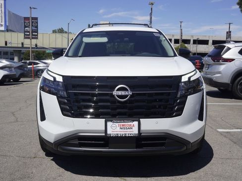 New 2026 Nissan Pathfinder SV FWD image 7