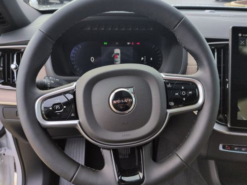 New 2026 Volvo XC90 B6 Plus w/ Protection Package Premier image 16