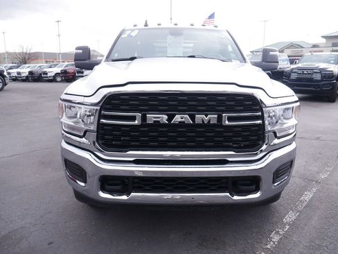 Used 2024 RAM 3500 SLT w/ Quick Order Package 2YG SLT image 3