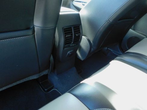 Used 2019 Ford Escape SEL image 20