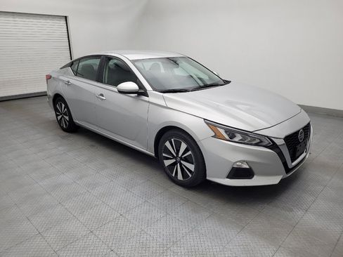 Used 2021 Nissan Altima 2.5 SV FWD image 11