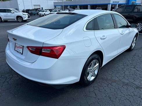 Used 2023 Chevrolet Malibu LS FWD image 5