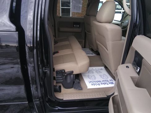 Used 2004 Ford F150 XLT image 9