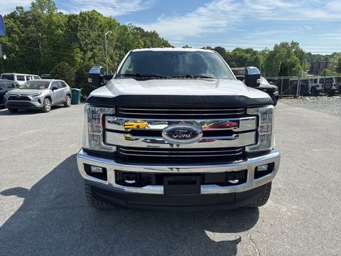 Used 2017 Ford F250 Lariat w/ Lariat Ultimate Package image 8