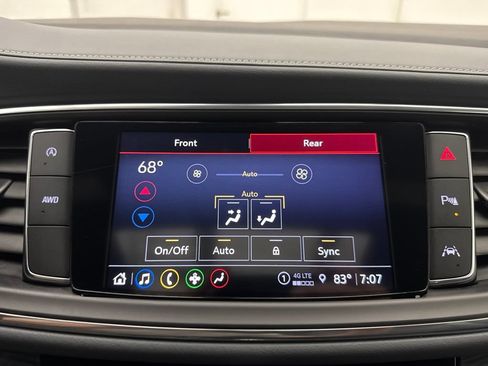 Used 2024 Buick Enclave Essence w/ Experience Buick Package AWD/4WD image 33