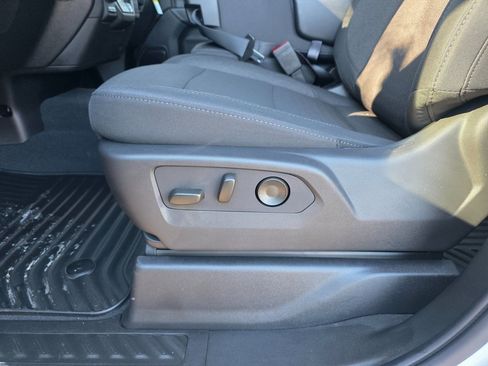 New 2026 Chevrolet Silverado 2500 Custom w/ Custom Convenience Package image 19