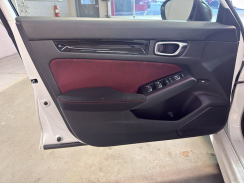 Used 2022 Honda Civic Si image 13