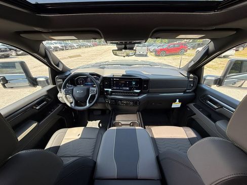 New 2026 Chevrolet Silverado 2500 ZR2 w/ LPO, Dark Essentials Package AWD/4WD image 26