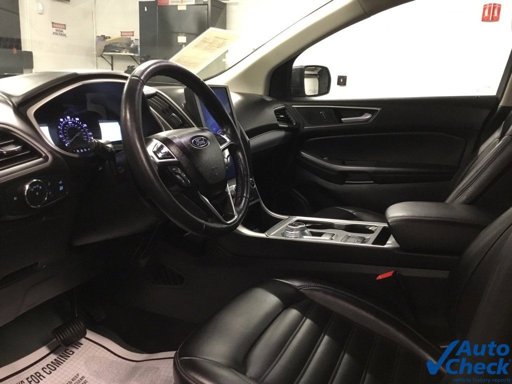 Used 2021 Ford Edge SEL w/ Convenience Package AWD/4WD image 22