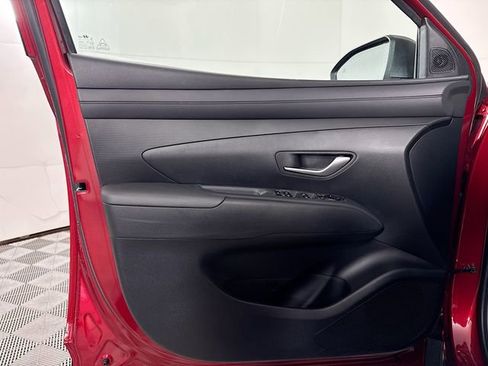 New 2026 Hyundai Tucson SE image 12