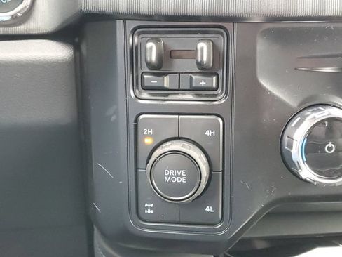 New 2026 Ford F350 Platinum w/ FX4 Off-Road Package AWD/4WD image 30
