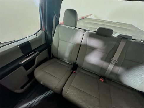 Used 2019 Ford F150 XLT image 12